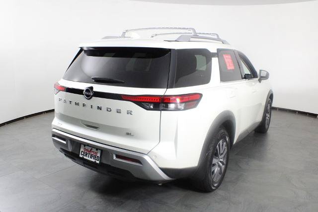 Certified 2022 Nissan Pathfinder SL FWD image 11