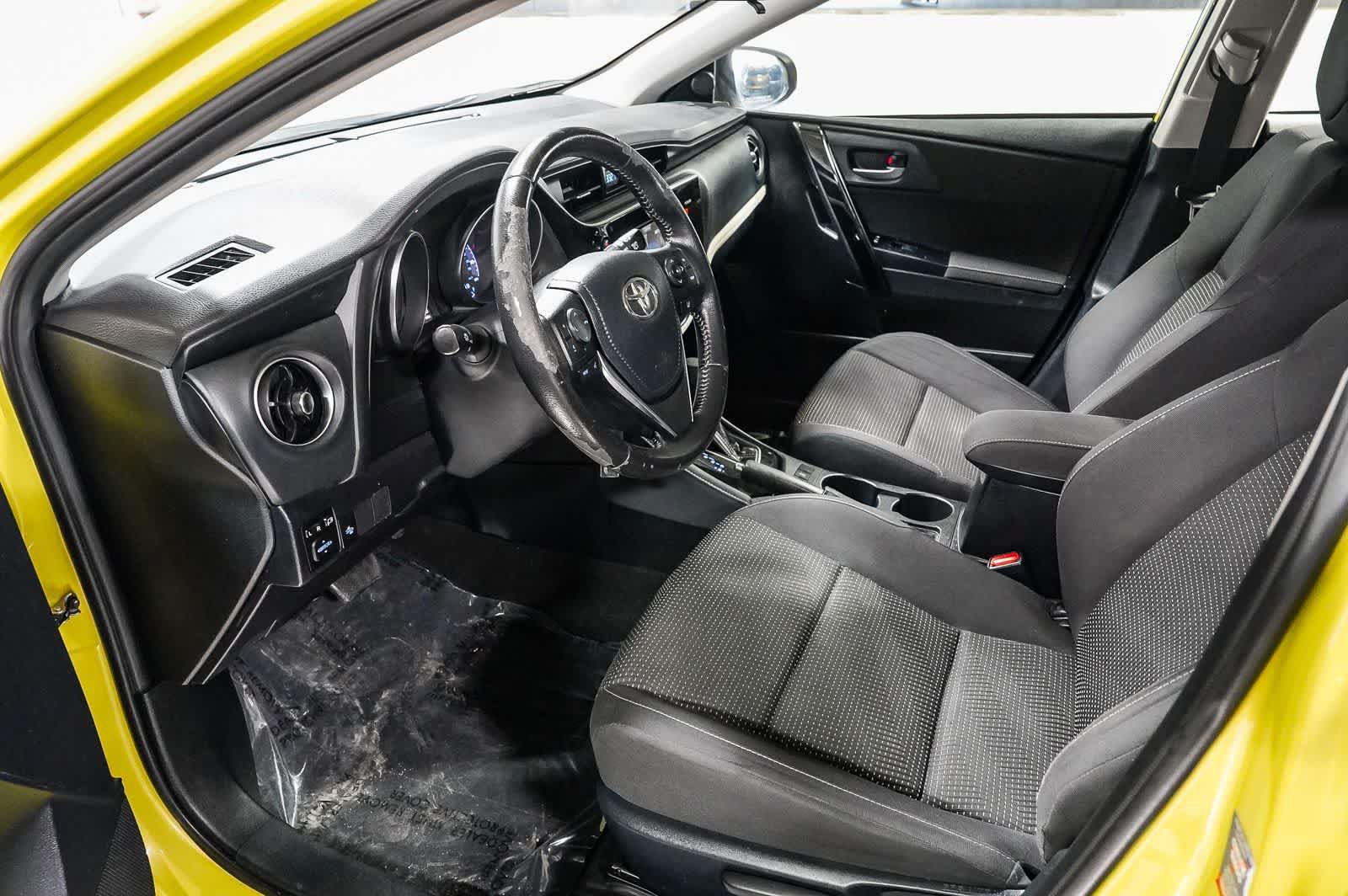 Certified 2017 Toyota Corolla iM w/ Carpet Mat Package FWD image 18