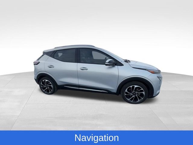 Used 2022 Chevrolet Bolt EUV Premier w/ Sun & Sound Package image 12