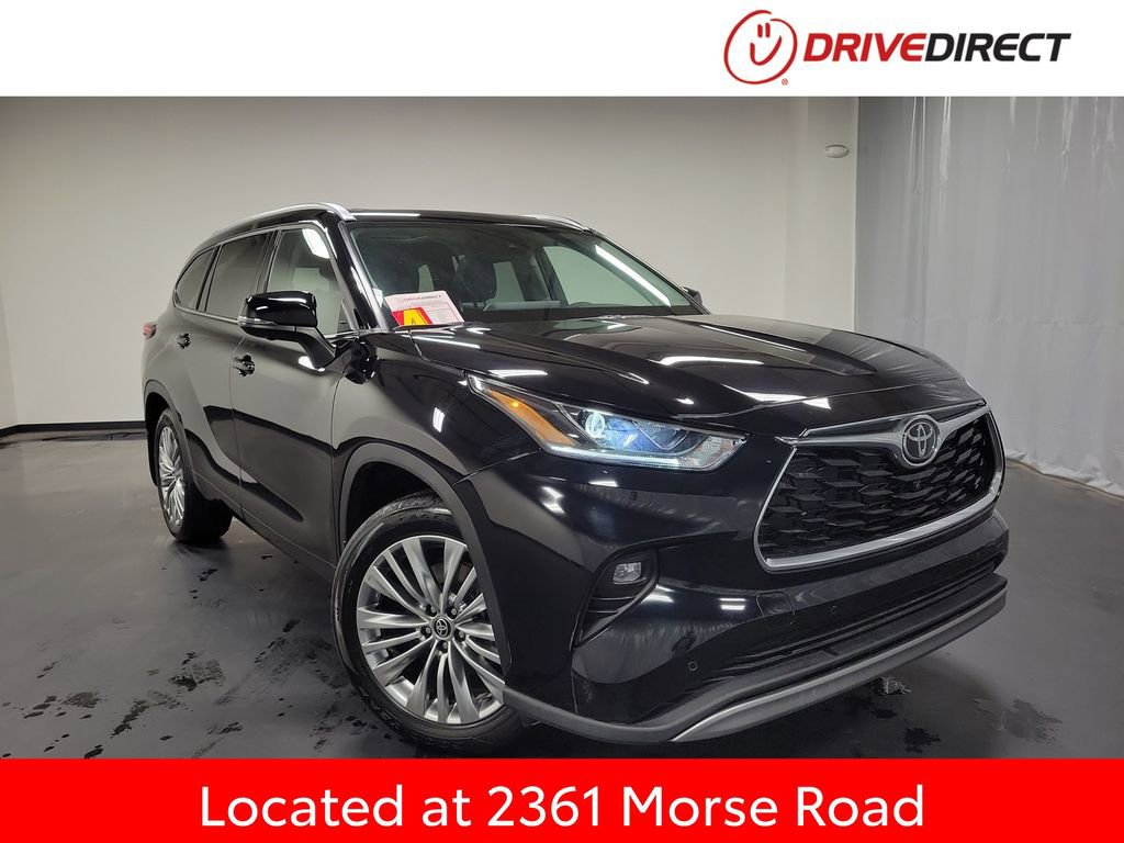 Used 2025 Toyota Highlander Platinum image 1