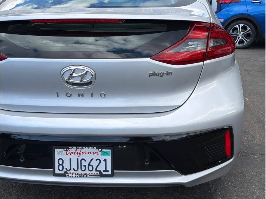 Used 2019 Hyundai Ioniq Limited w/ Ultimate Package 02 FWD image 18