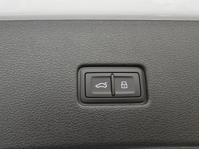 New 2026 Audi Q8 Premium Plus AWD/4WD image 36