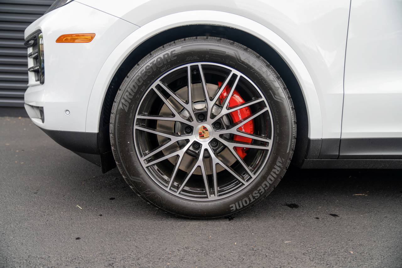 New 2026 Porsche Cayenne S AWD/4WD image 7