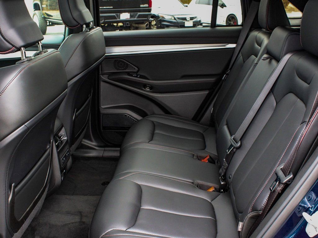 Used 2024 Jeep Wagoneer Launch Edition image 33