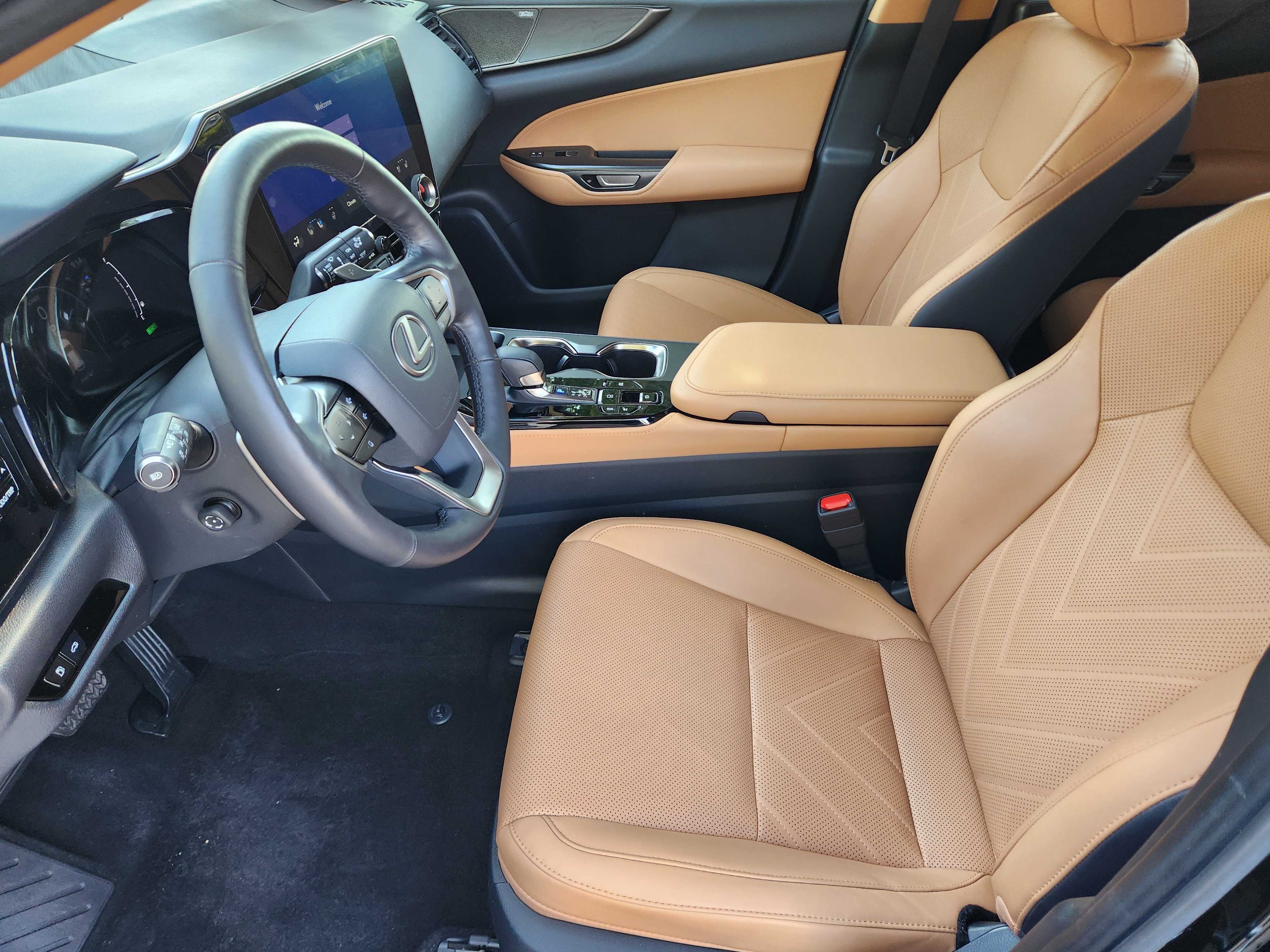 Certified 2022 Lexus NX 350h AWD w/ Vision Package image 5