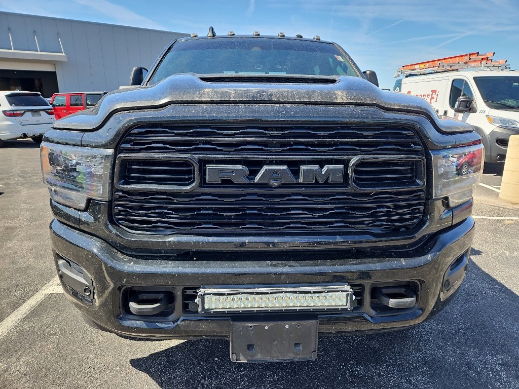 Used 2023 RAM 3500 Limited image 2