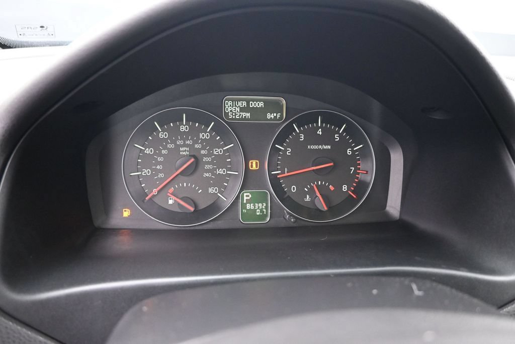 Used 2011 Volvo C30 T5 w/ Multimedia Pkg FWD image 8
