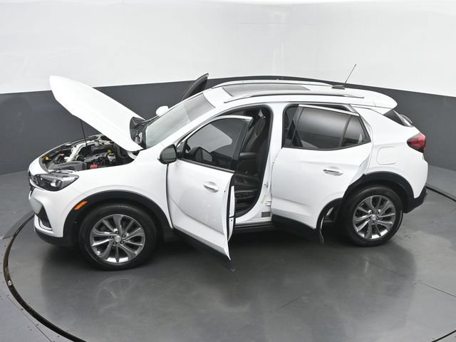 Used 2021 Buick Encore GX Essence w/ Experience Buick Package FWD image 61