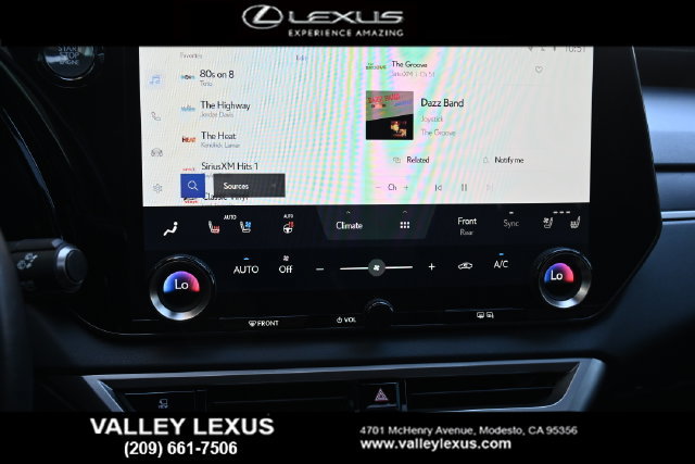 Used 2024 Lexus RX 350 Premium Plus w/ Cold Area Package FWD image 8