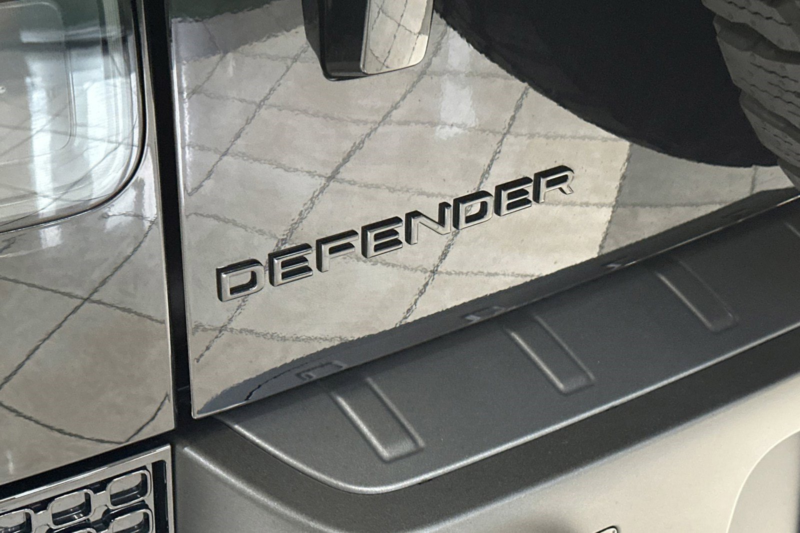 New 2026 Land Rover Defender 110 OCTA image 13