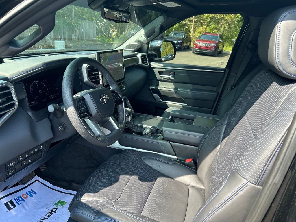 Used 2024 Toyota Sequoia Platinum image 11