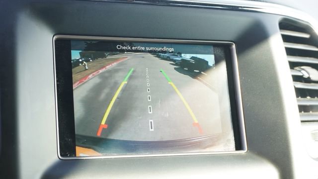 Certified 2021 Jeep Grand Cherokee Laredo image 24