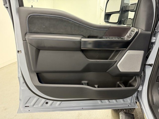 Used 2026 Ford F450 Lariat image 11