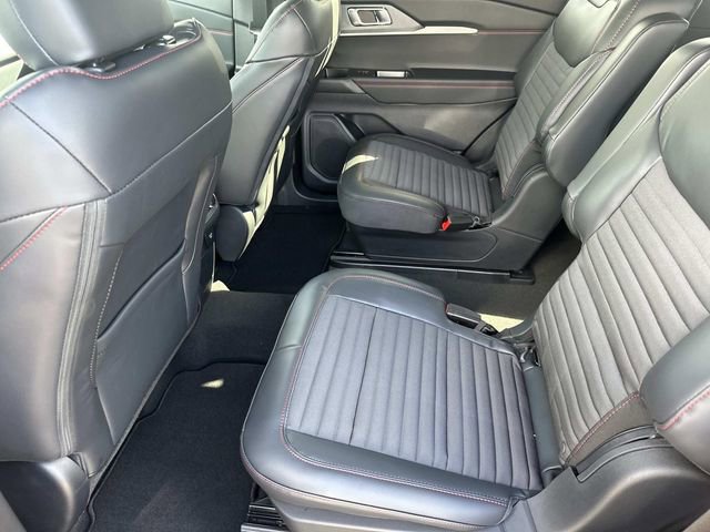 New 2025 Ford Explorer ST-Line w/ Premium Package image 22