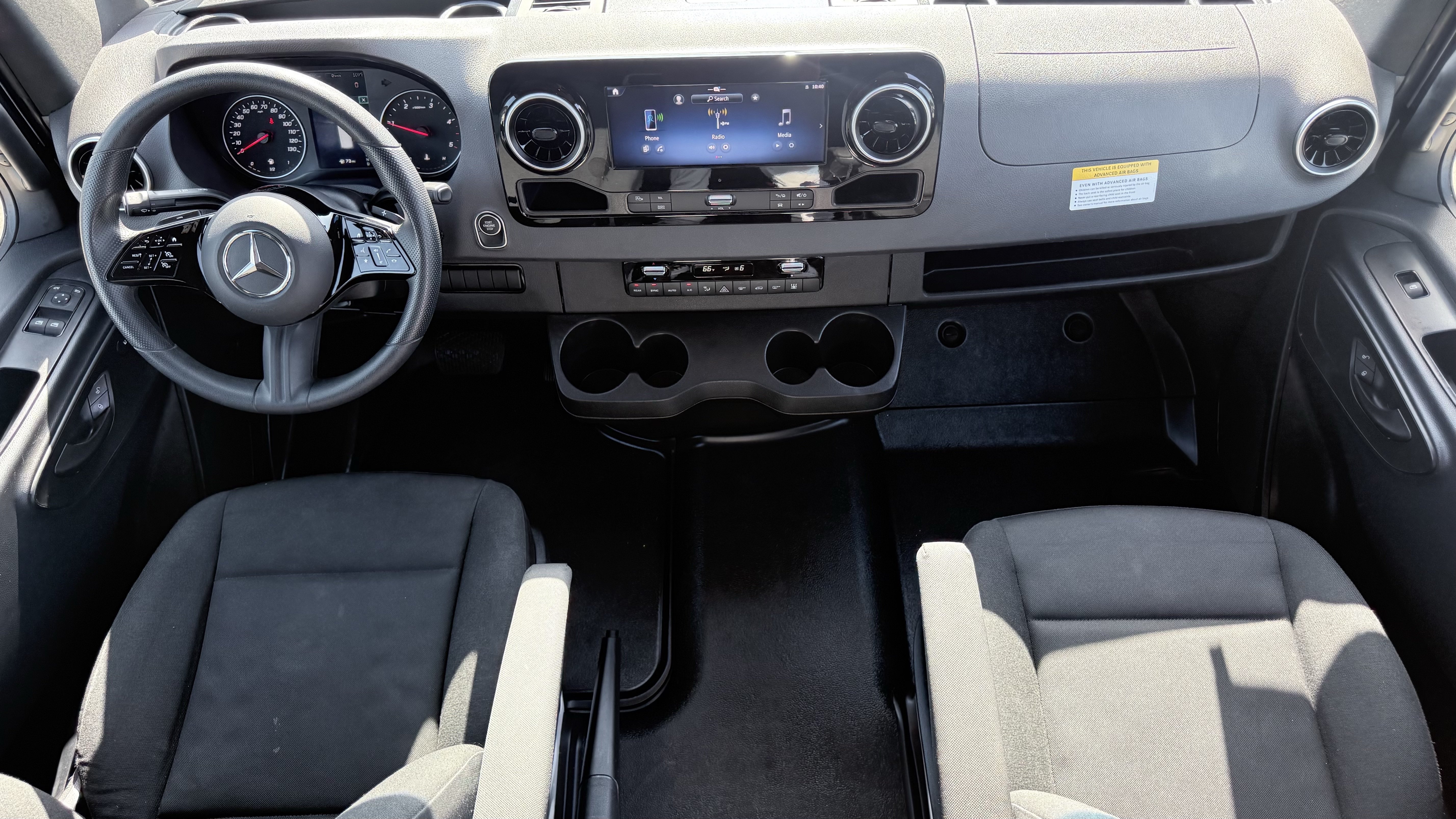Used 2025 Mercedes-Benz Sprinter 2500 image 37