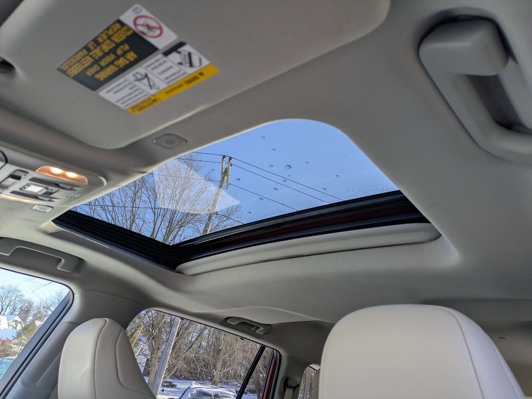 Used 2023 Toyota Highlander XLE image 15