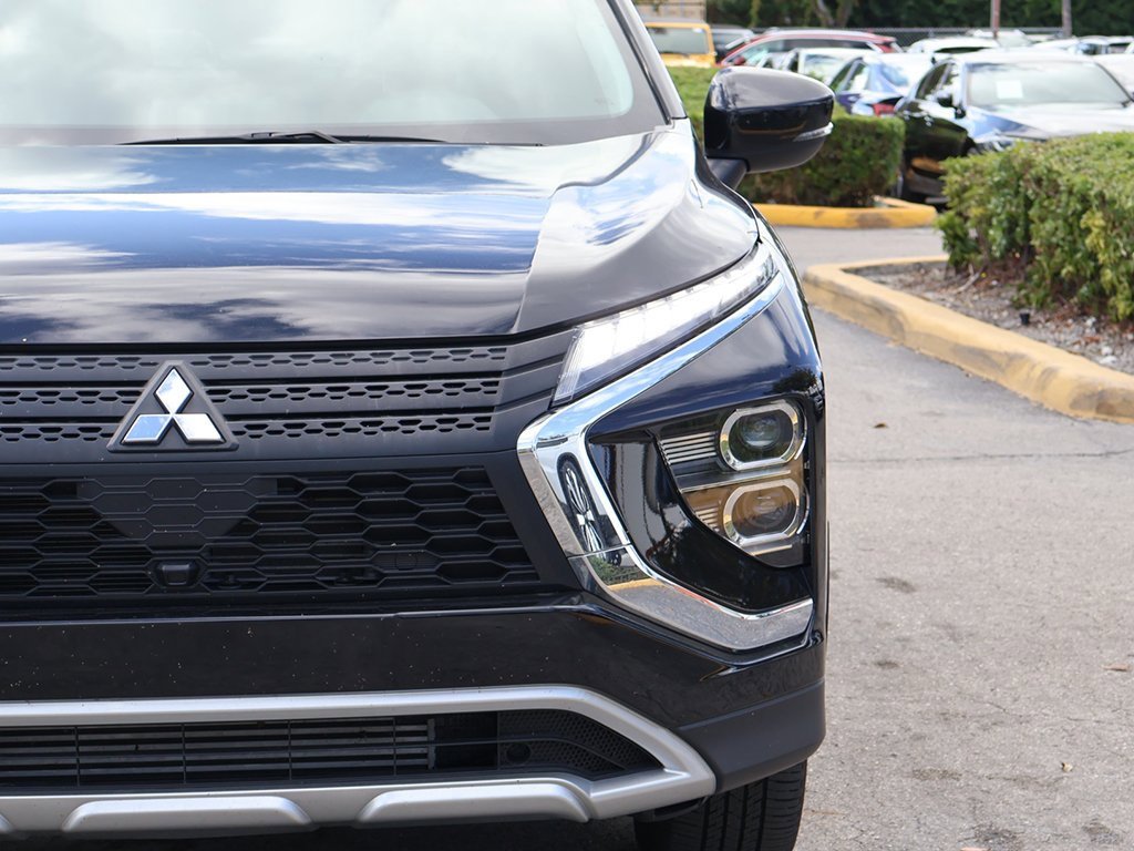 Used 2023 Mitsubishi Eclipse Cross SE image 13