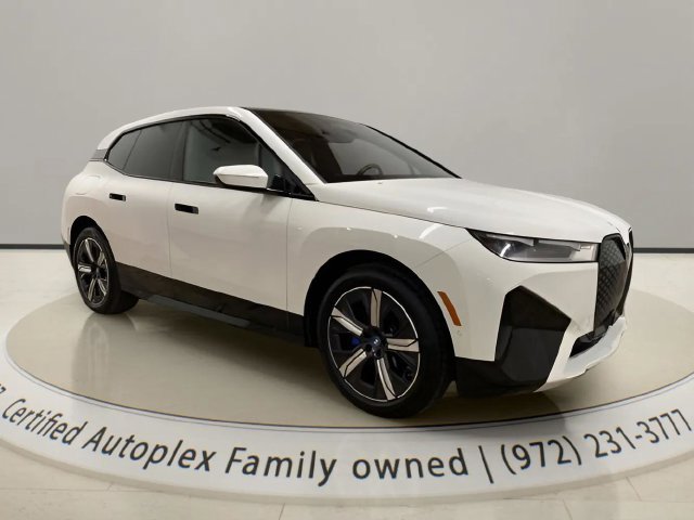 Used 2025 BMW iX xDrive50 AWD/4WD image 7