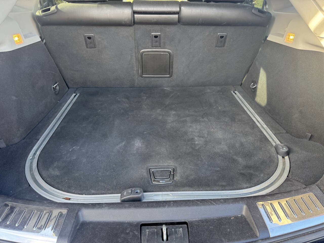 Used 2016 Cadillac SRX Luxury w/ Driver Awareness Package image 8