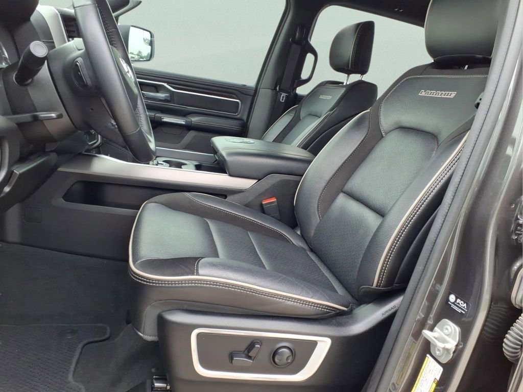 Used 2024 RAM 1500 Laramie AWD/4WD image 12