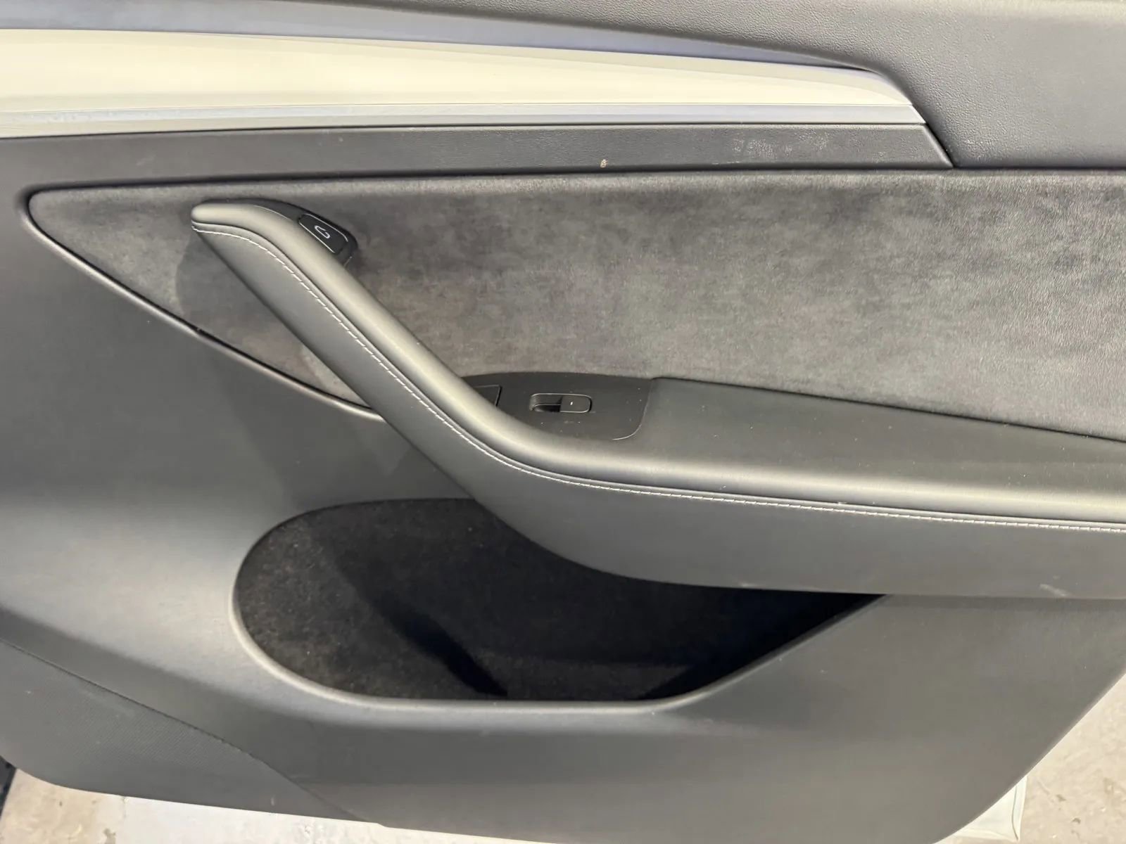 Used 2022 Tesla Model Y Performance image 7