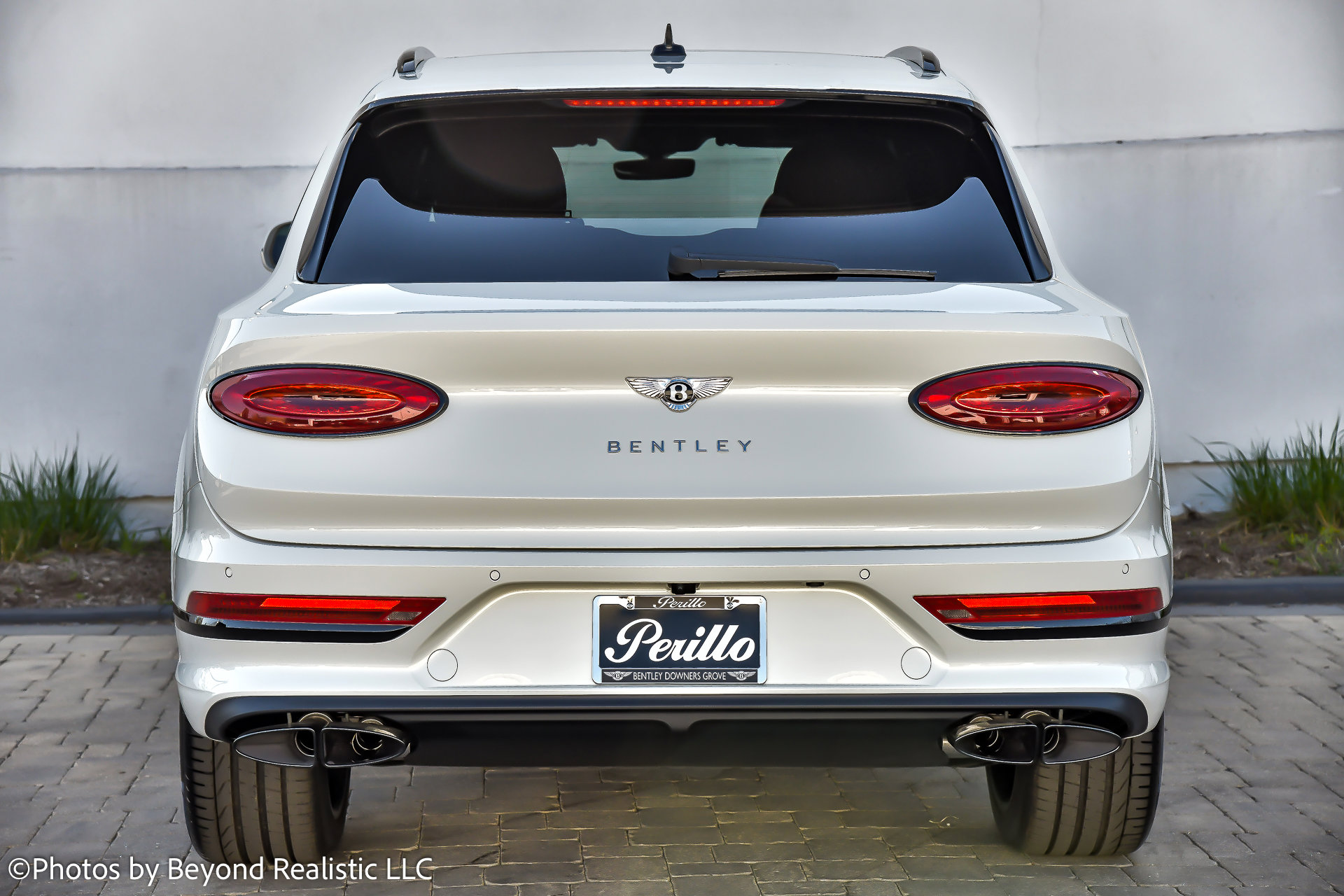 Used 2024 Bentley Bentayga Extended Wheelbase image 7