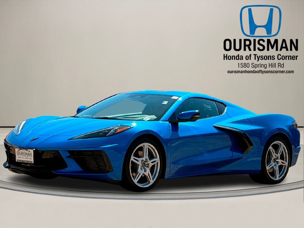 Used 2025 Chevrolet Corvette Stingray Premium Cpe w/ 3LT RWD image 4