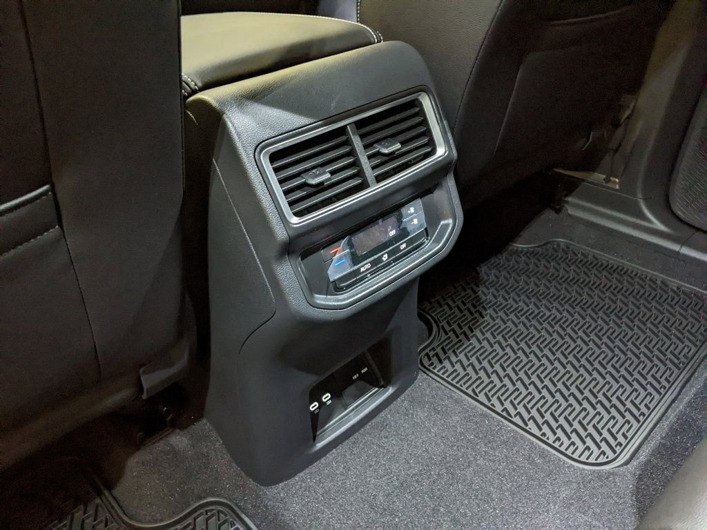 New 2026 Volkswagen Atlas SE image 24