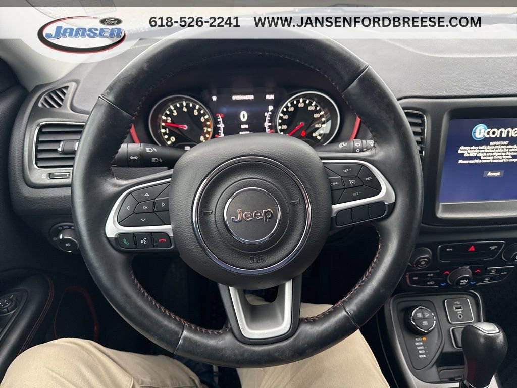 Used 2018 Jeep Compass Trailhawk w/ Cold Weather Group AWD/4WD image 15