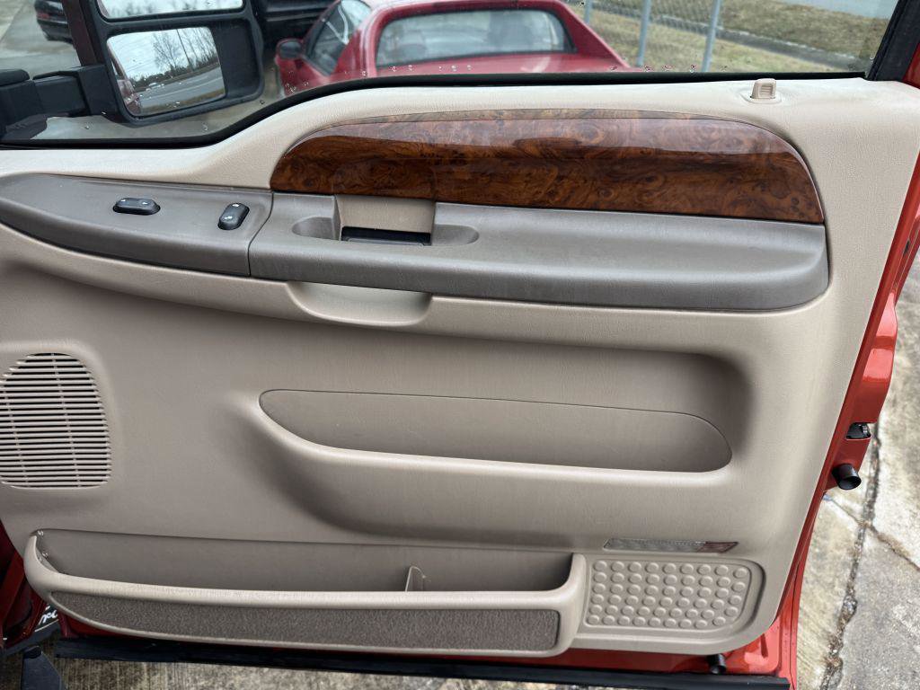 Used 2002 Ford Excursion Limited image 19