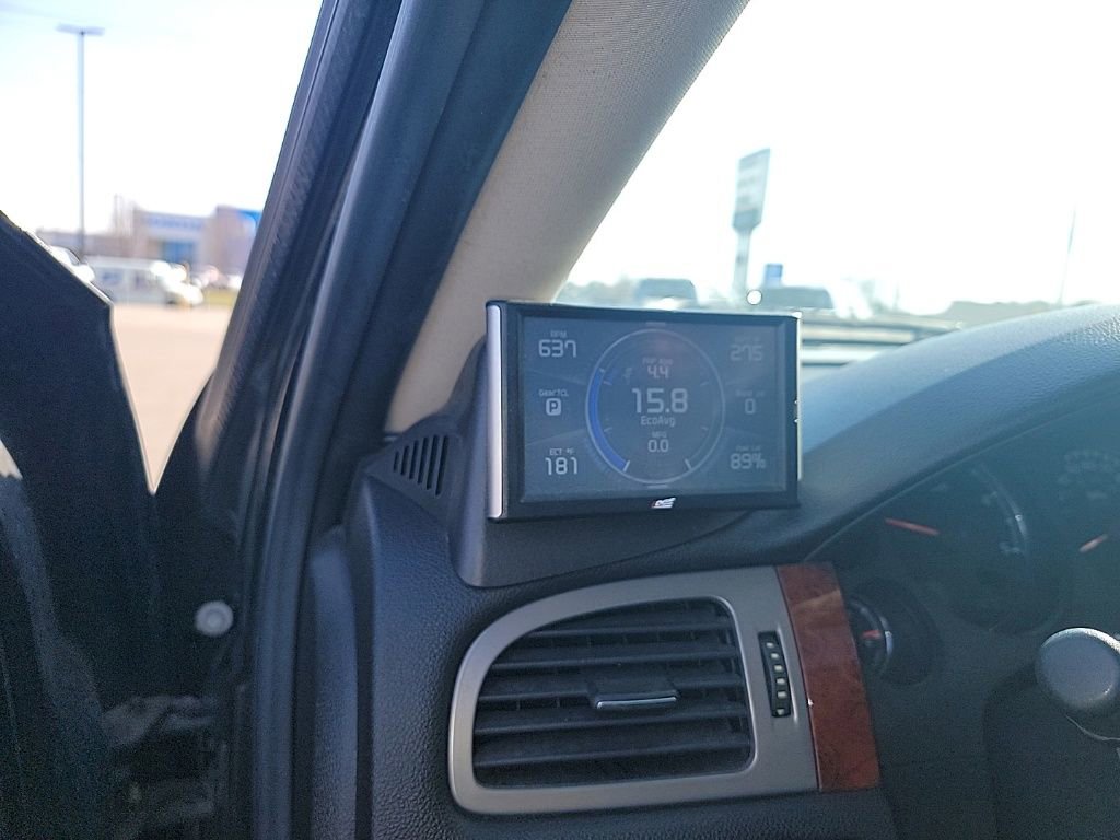 Used 2011 Chevrolet Silverado 2500 LTZ w/ LTZ Plus Package image 28