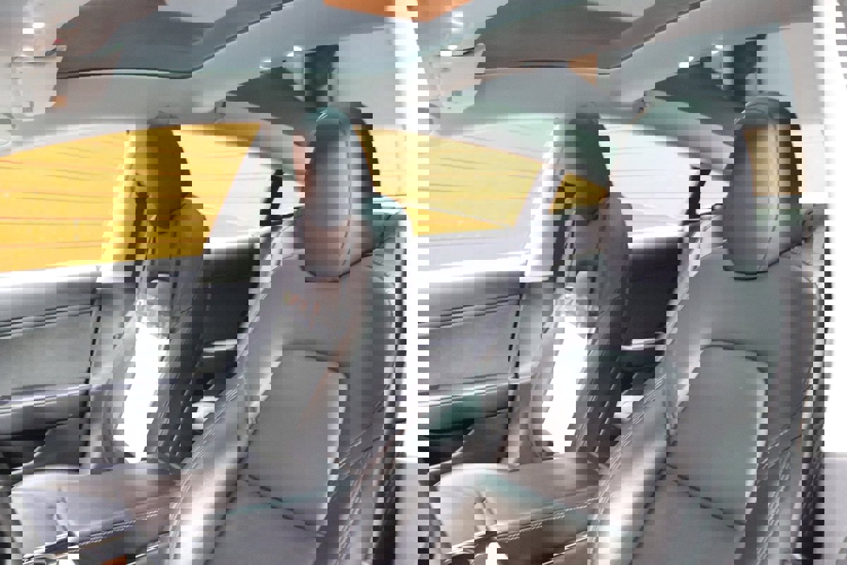 Used 2020 Tesla Model 3 Long Range image 35