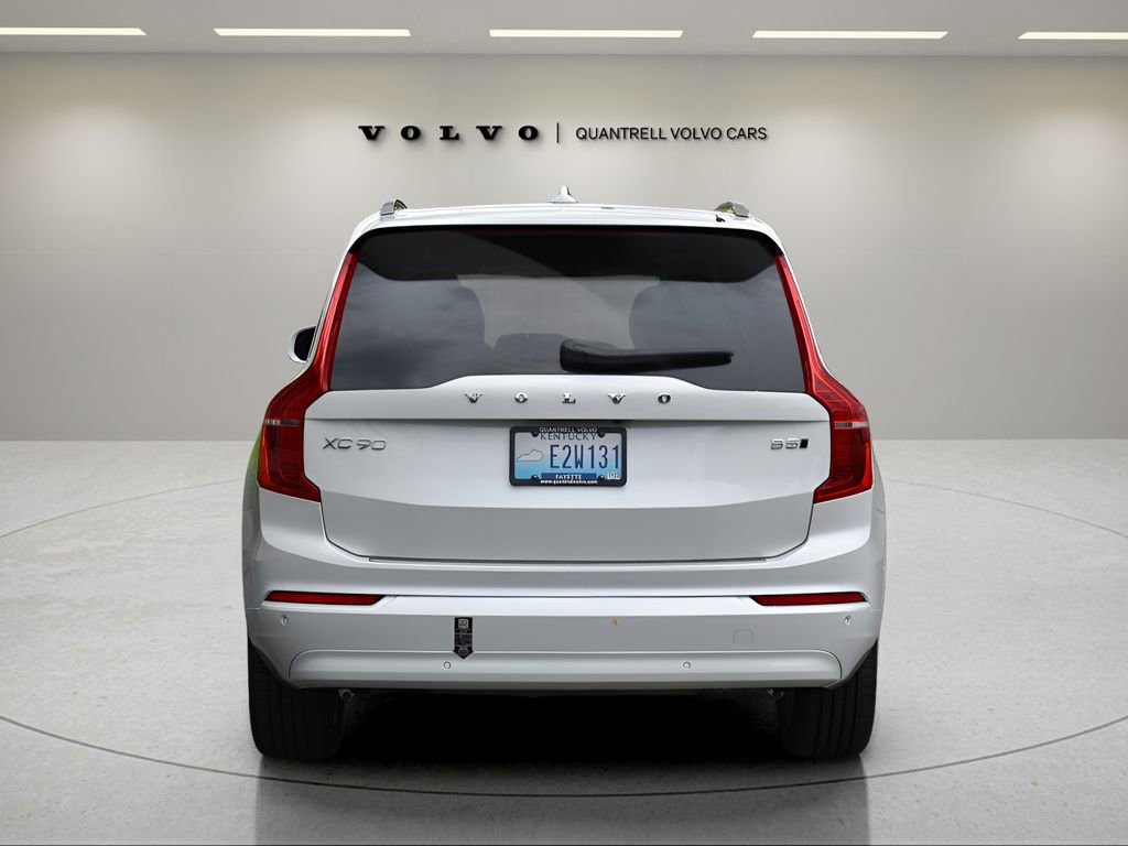 Used 2023 Volvo XC90 B5 Core w/ Protection Package Premier image 5