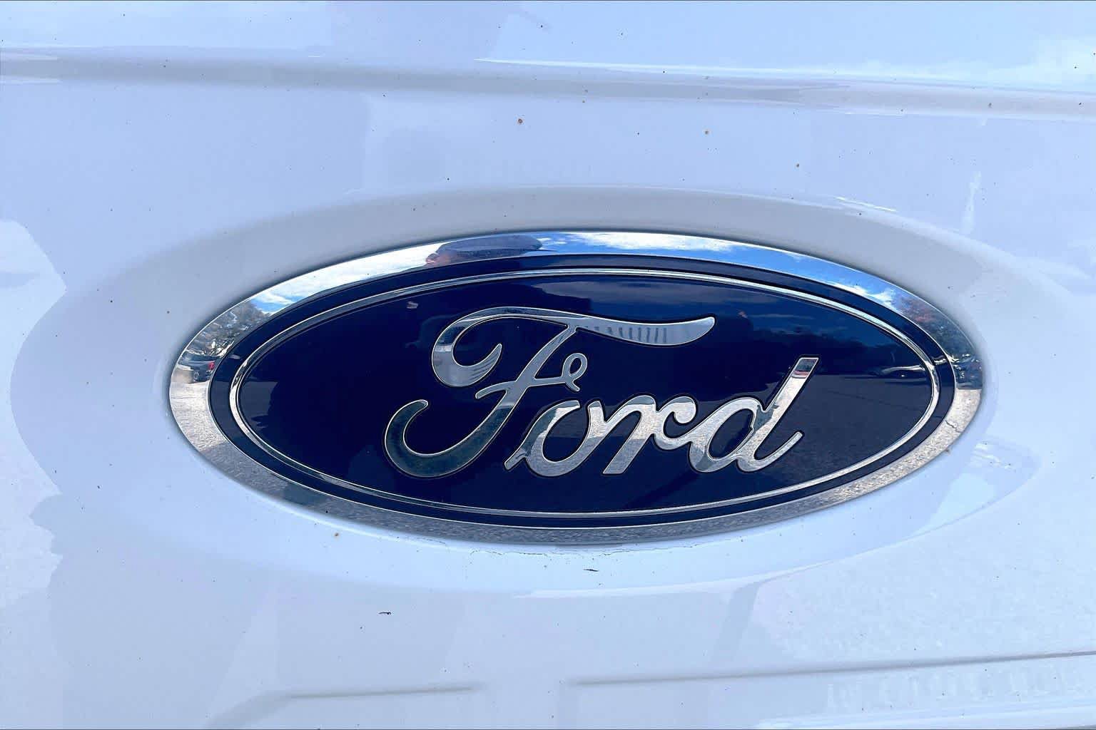 Used 2022 Ford F150 XLT w/ Equipment Group 302A High AWD/4WD image 31