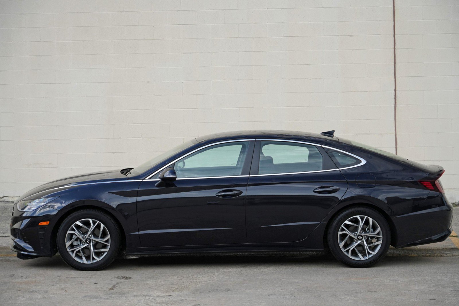 Used 2023 Hyundai Sonata SEL FWD image 45