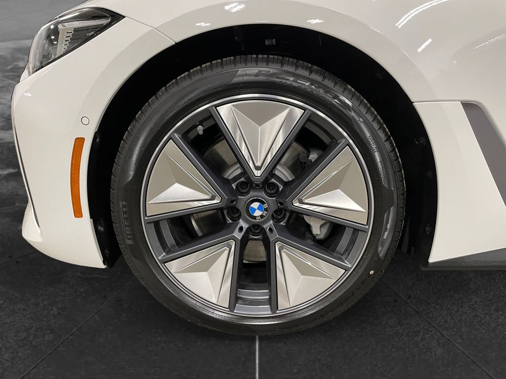 New 2026 BMW i4 xDrive40i w/ Premium Package AWD/4WD image 15