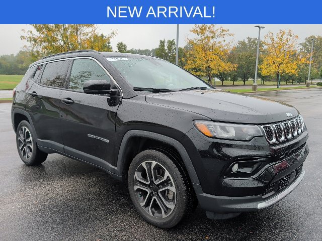 Used 2024 Jeep Compass Limited AWD/4WD image 1