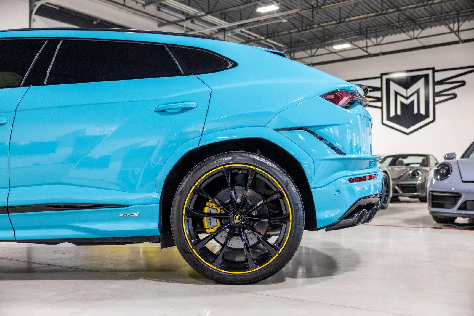 Used 2024 Lamborghini Urus S AWD/4WD image 15