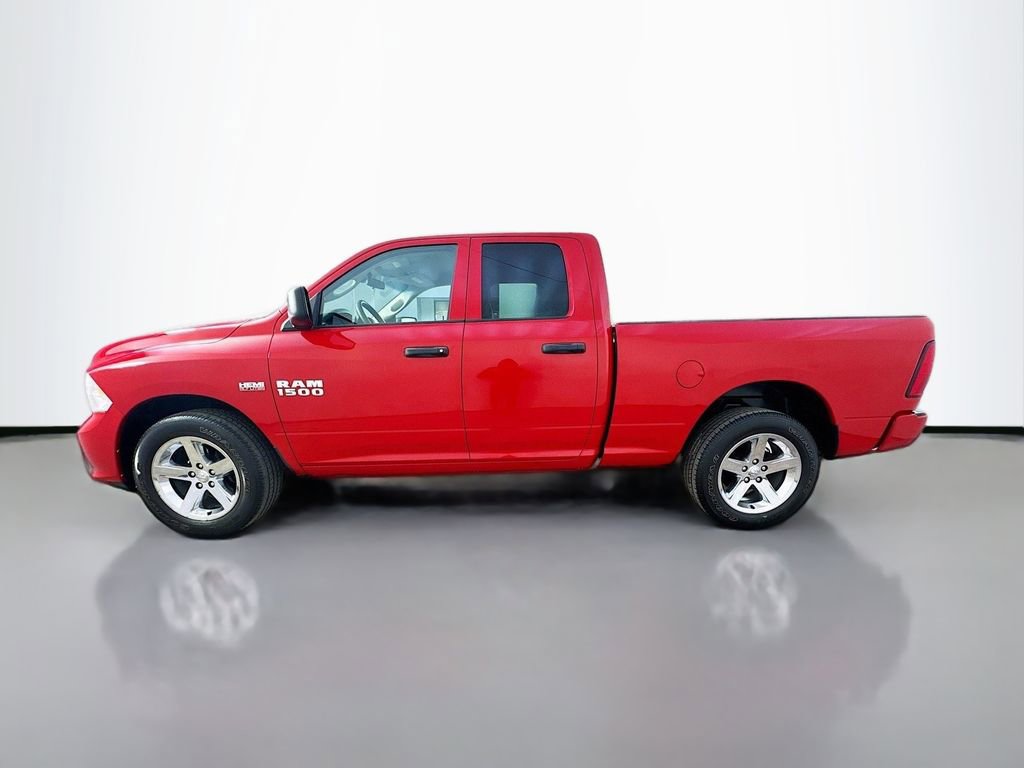 Used 2017 RAM 1500 Express w/ Express Value Package AWD/4WD image 4