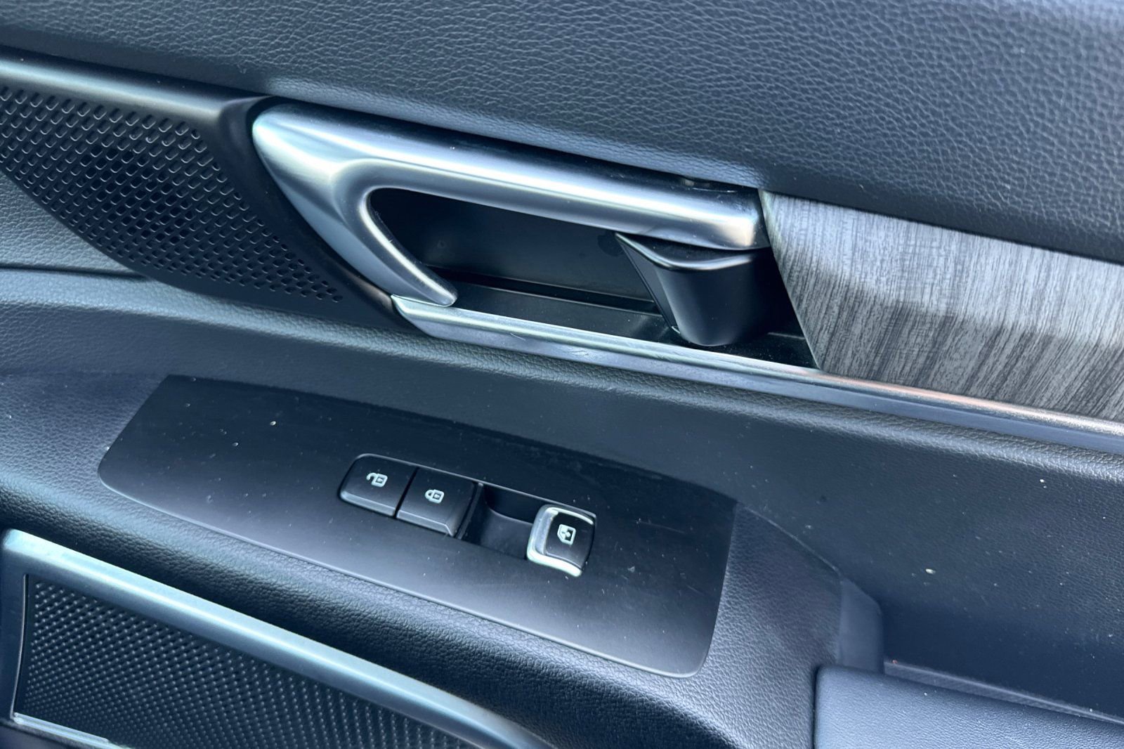 Used 2023 Kia Telluride SX image 19