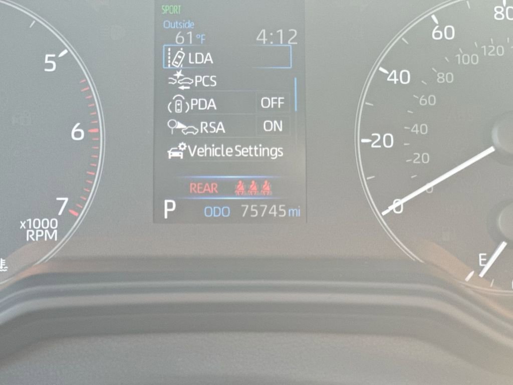 Used 2023 Toyota Corolla SE image 13