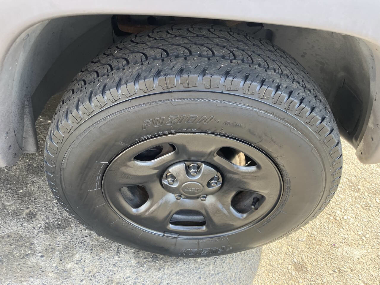 Used 2002 Jeep Liberty Sport image 17