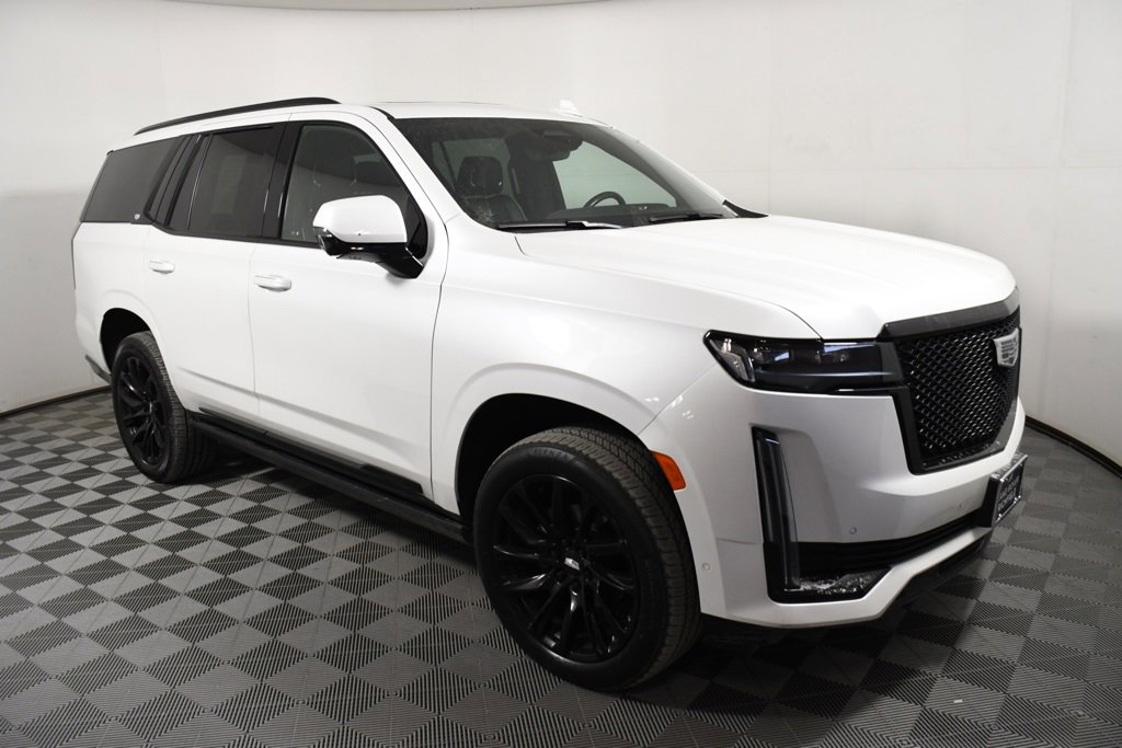 Used 2023 Cadillac Escalade Sport w/ LPO, ONYX Package image 8