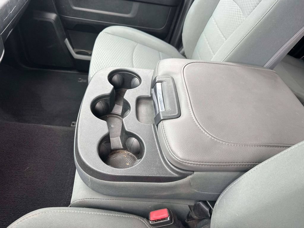 Used 2018 RAM 1500 Express w/ Express Value Package AWD/4WD image 27