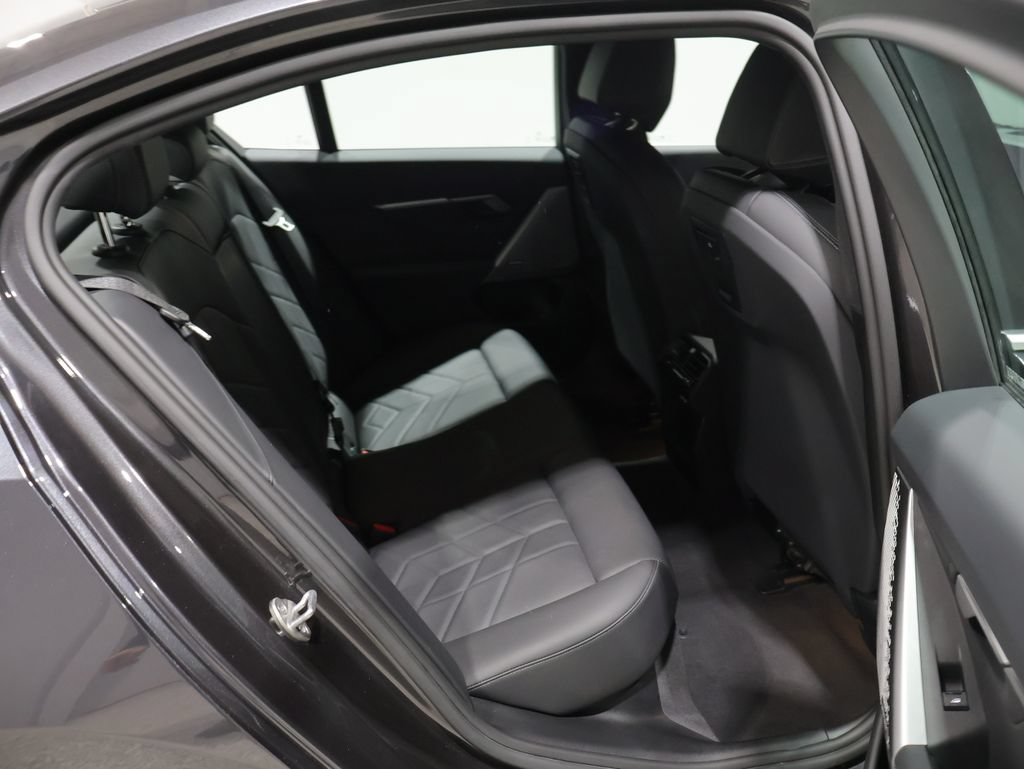 Used 2024 BMW 530i xDrive AWD/4WD image 20