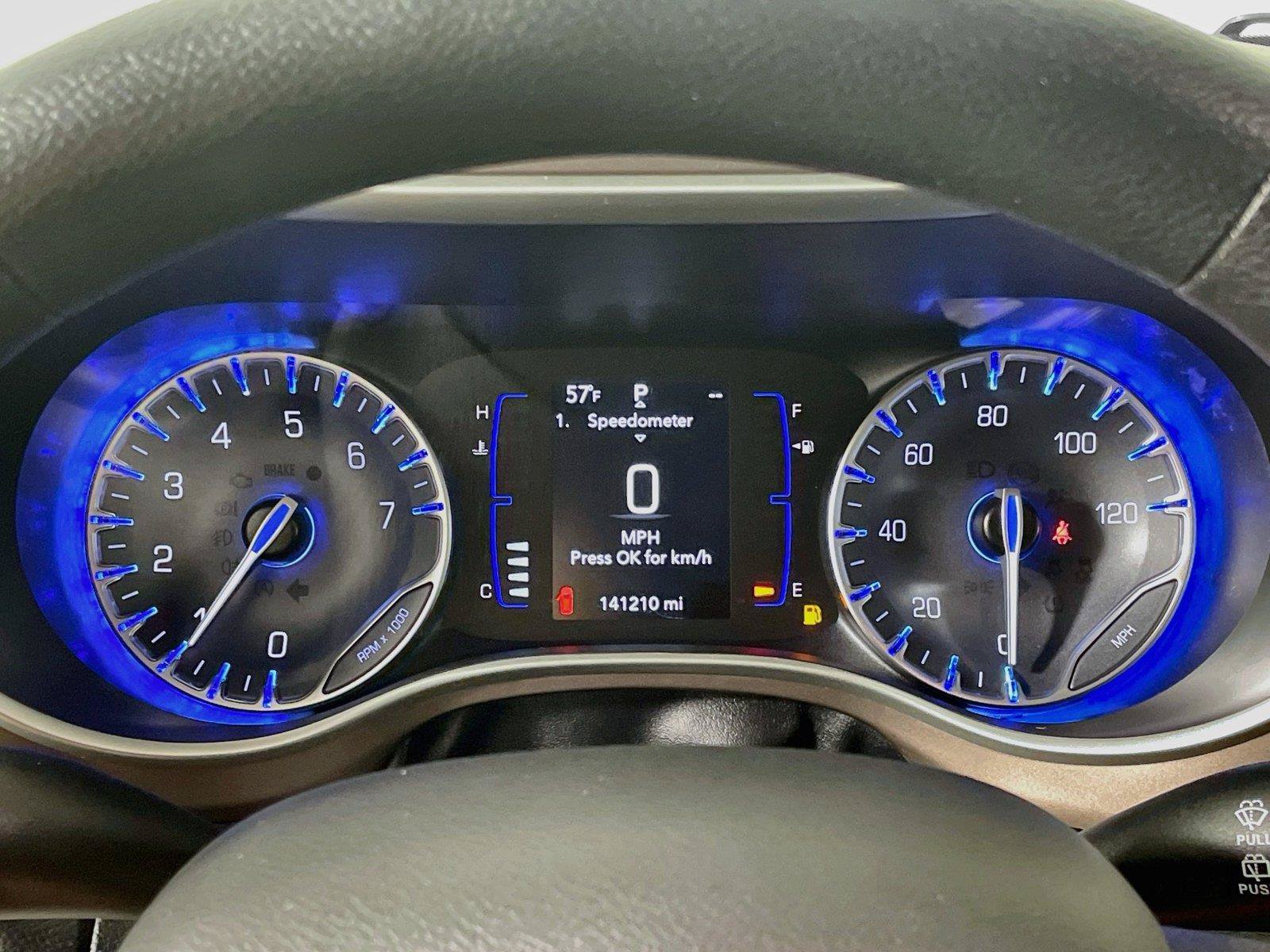 Used 2021 Chrysler Voyager LX FWD image 18