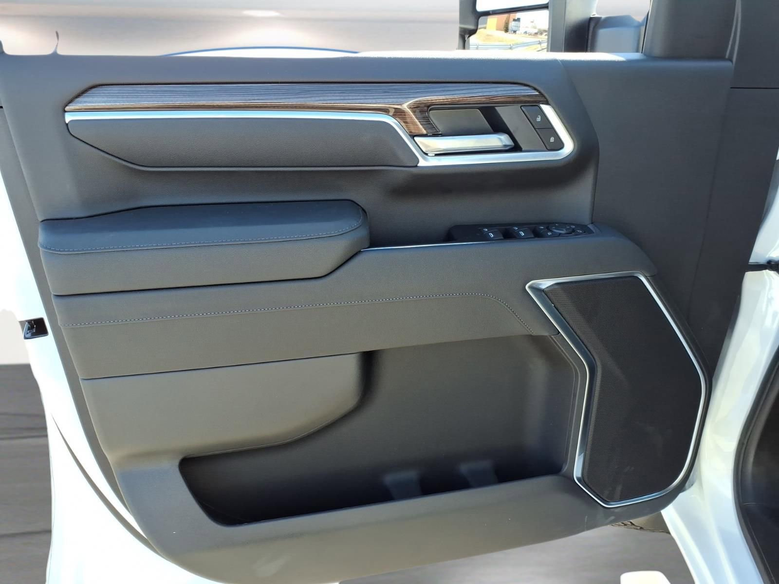 New 2026 Chevrolet Silverado 2500 LT w/ Trail Boss Package image 16