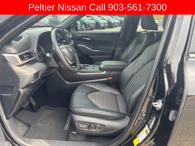 Used 2024 Toyota Highlander XSE FWD image 10