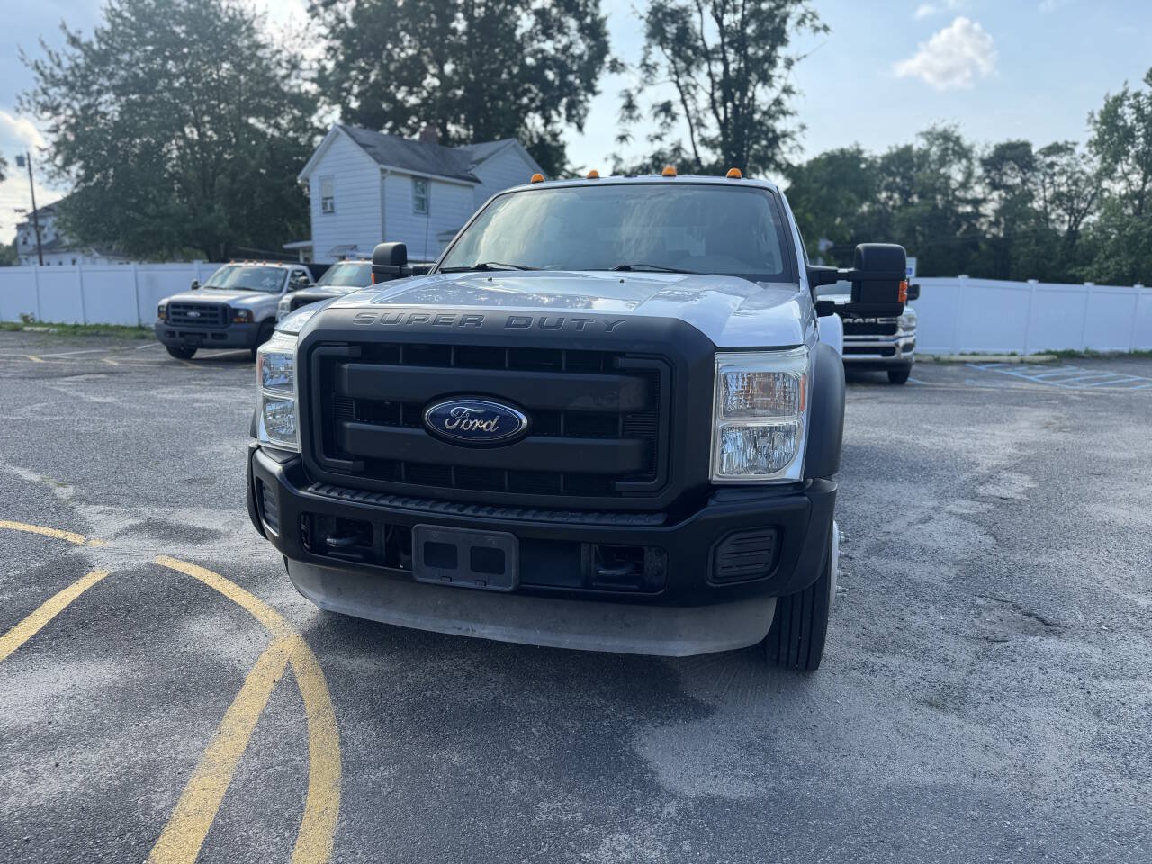 Used 2016 Ford F450 XL w/ Power Equipment Group AWD/4WD image 2