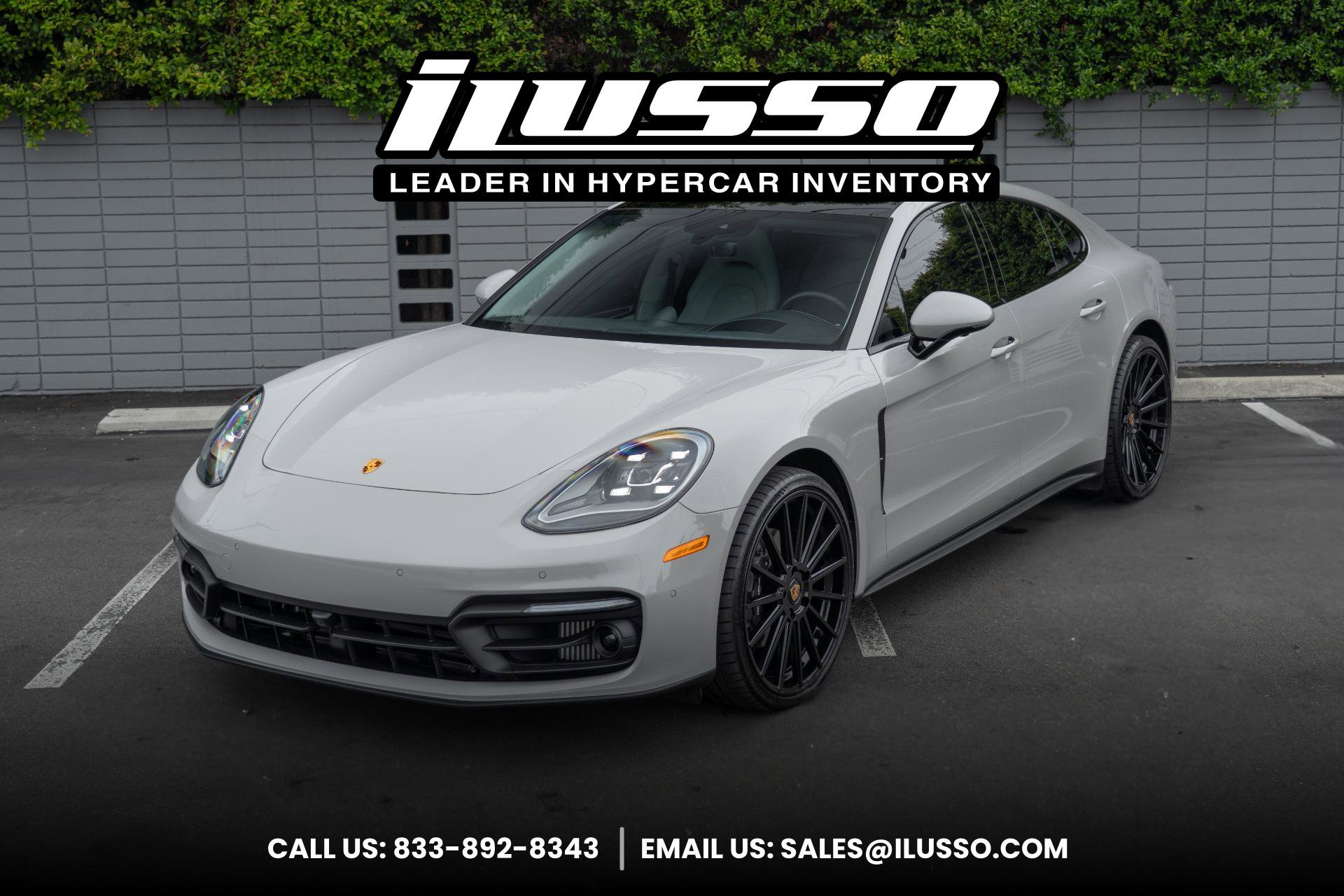 Used 2023 Porsche Panamera 4 Platinum Edition image 1
